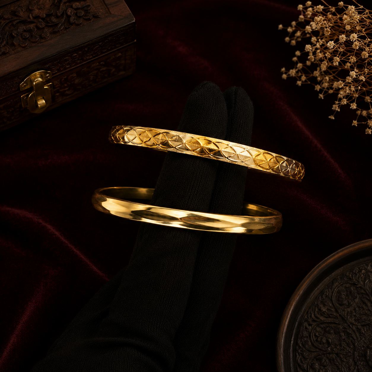 Designer Gold Finger Ring